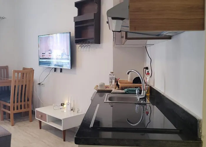 Aqua Palms 2 Bed Flat C409 *
