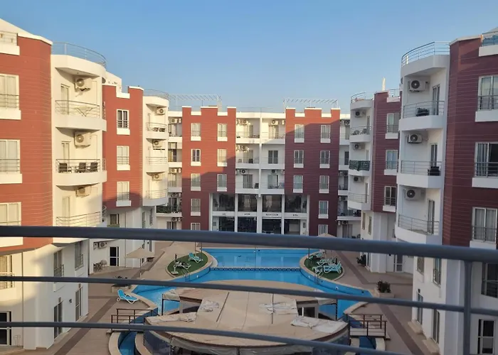 Aqua Palms 2 Bed Flat C409 * الغردقة
